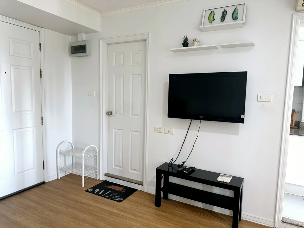 For rent: Lumpini Ville Sukhumvit 77, 12th floor, fully furnished, ready to move in. Reserve now, don't wait.