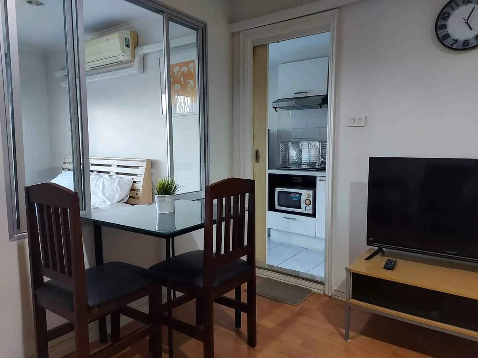 For rent: Lumpini Ville Sukhumvit 77, 8th floor, Building 1, roadside, north facing, open view, fully furnished, just bring your bags and move in.