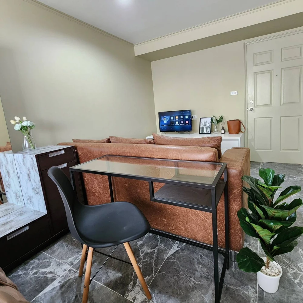 For rent: Lumpini Ville Sukhumvit 77, high floor unit, fully furnished, spacious and comfortable. Book now!
