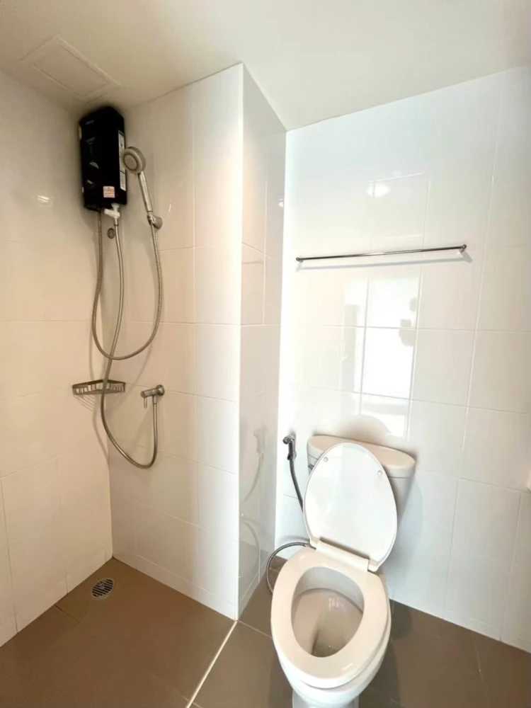 For rent: Lumpini Ville On Nut 46, garden view, studio room with sliding doors, fully furnished and appliances, ready to move in.