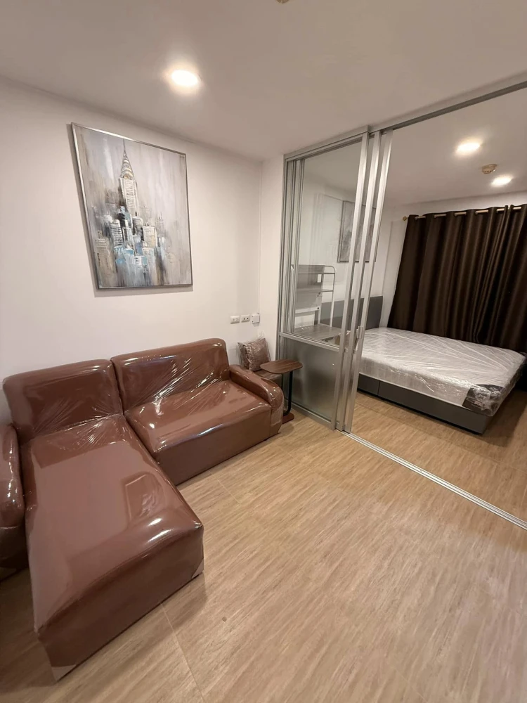 For rent: Lumpini Ville Onnut 46. The unit is partitioned into separate, clearly defined zones. Great value! Don't miss out!