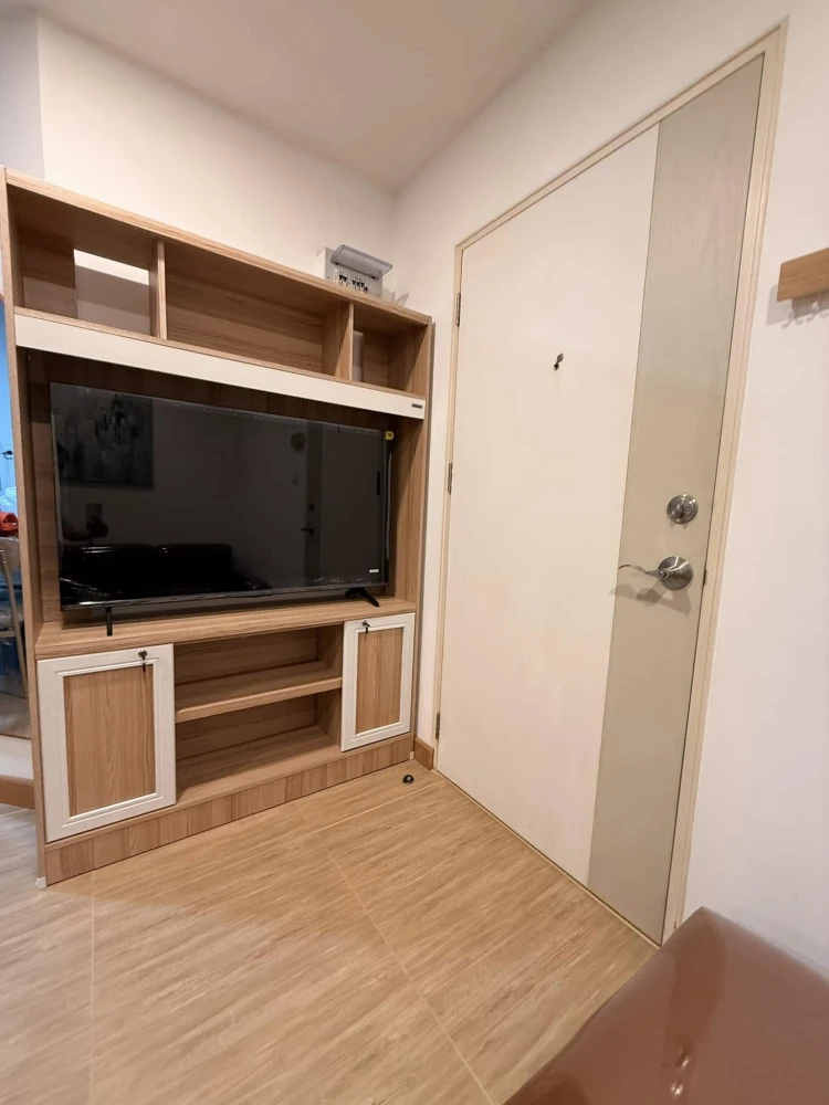 For rent: Lumpini Ville Onnut 46. The unit is partitioned into separate, clearly defined zones. Great value! Don't miss out!