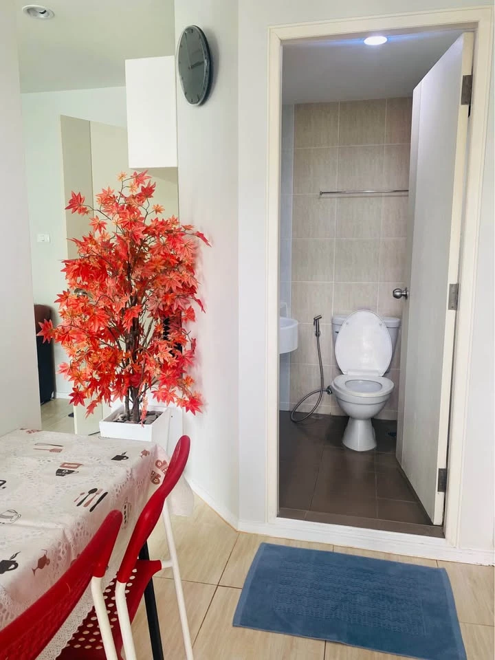 For rent: Lumpini Ville On Nut 46, Building C1, 7th floor, size 26 sq m., garden view, fully furnished and ready to move in
