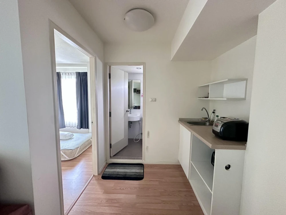 For rent: Lumpini Ville Onnut-Ladkrabang, corner unit, private, affordable price. Book today! Don't miss out!