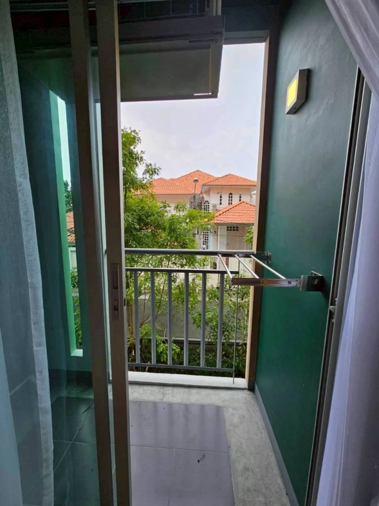For rent: Lumpini Ville Chaengwattana, 10 rooms, ready to move in, fully furnished, reserve now, affordable price.