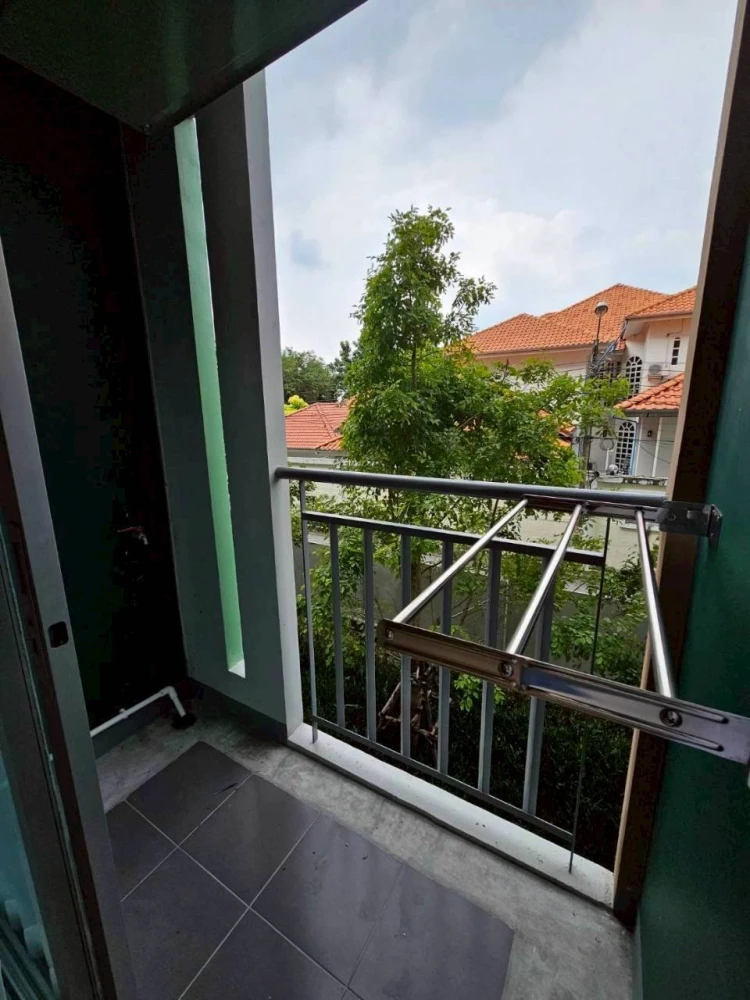 For rent: Lumpini Ville Chaengwattana, 10 rooms, ready to move in, fully furnished, reserve now, affordable price.
