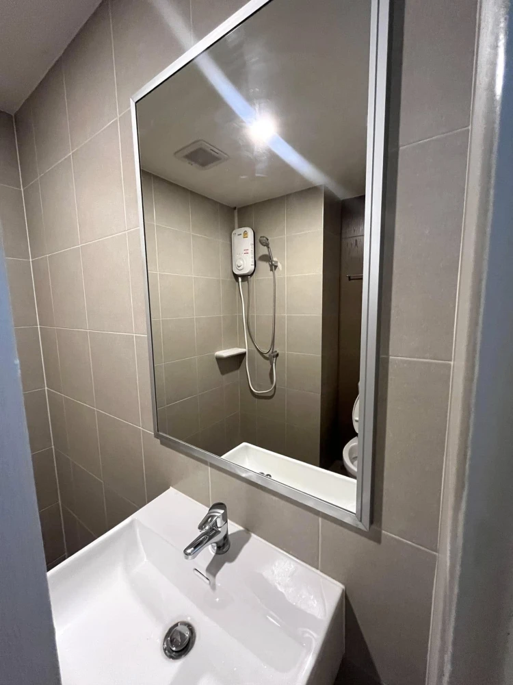 For rent: Lumpini Ville Chaeng Watthana-Pak Kret Station, 8th floor, central field view, washing machine included, great value, hurry and book now!