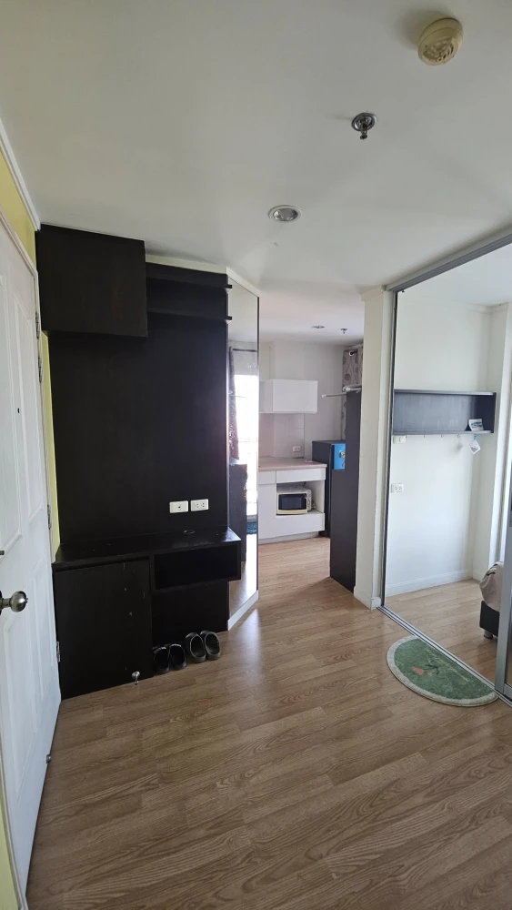 For rent: Lumpini Ville Chaengwattana-Pak Kret, separate room, with built-in furniture and electrical appliances, ready to use, hurry and grab it now!