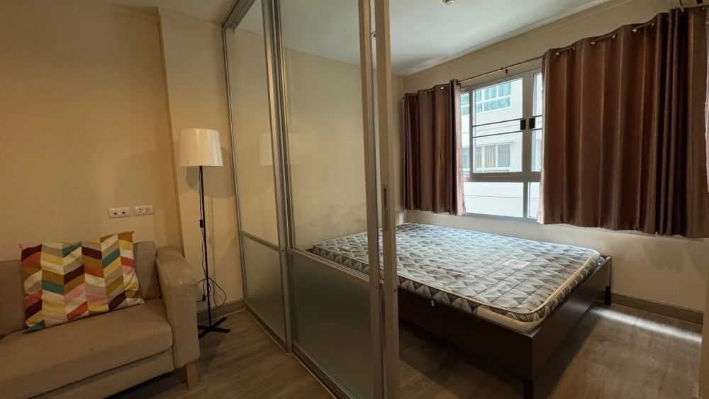 For rent: Lumpini Ville Bearing - Sukhumvit 109, separate rooms, reasonable price, complete here, reserve now.