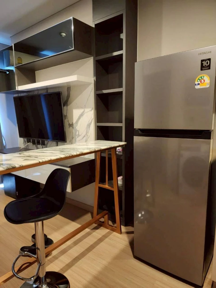 For rent: Lumpini Suite Makkasan, ready to move in, 23rd floor, high view, comes with amenities. You must not miss it.