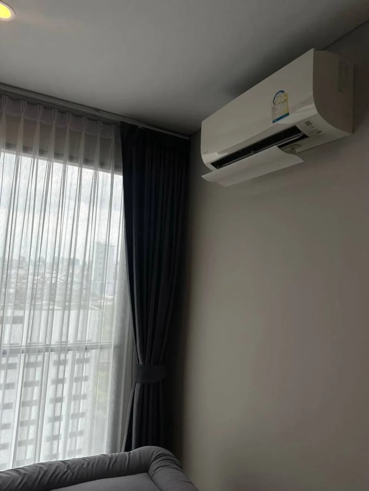 For rent: Lumpini Suite Makkasan, ready to move in, 23rd floor, high view, comes with amenities. You must not miss it.