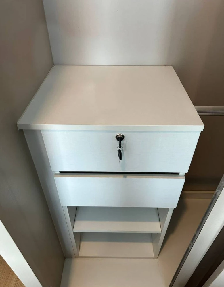 For rent: Lumpini Suite Makkasan, ready to move in, 23rd floor, high view, comes with amenities. You must not miss it.
