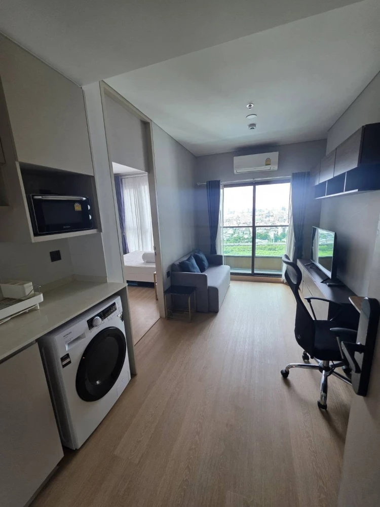 For rent: Lumpini Suite Phetchaburi-Makkasan, high floor unit, fully furnished, just bring your belongings and move in! +++