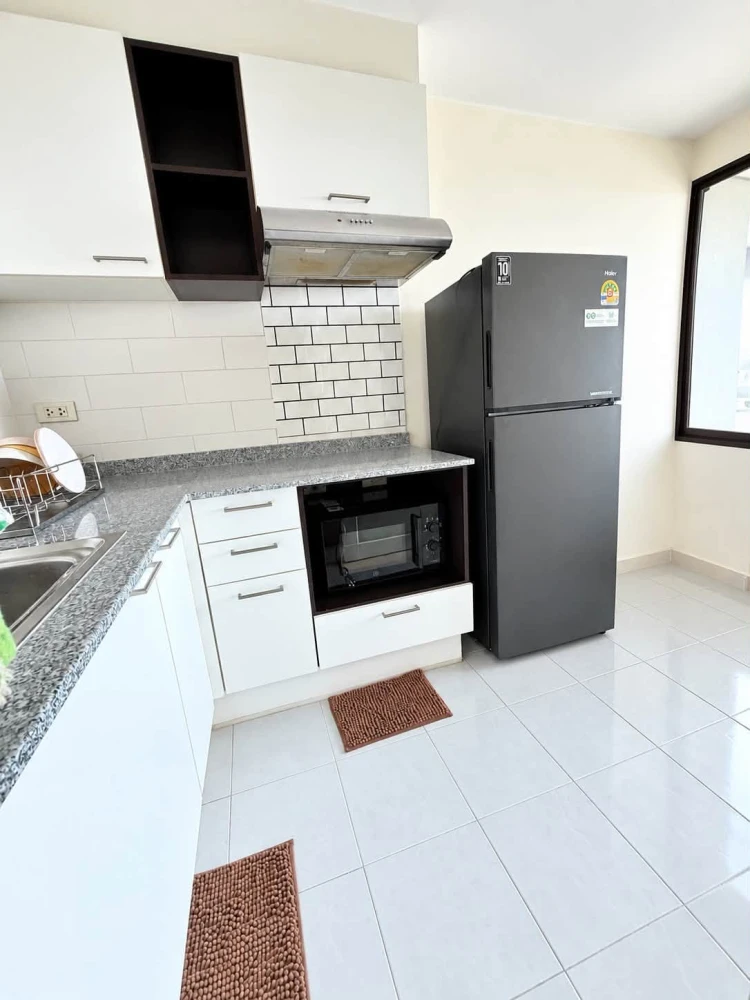 For Rent: Lumpini Place Narathiwas-Chaopraya. Spacious, comfortable, and airy unit located on a very high floor. Fully furnished and ready to move in.