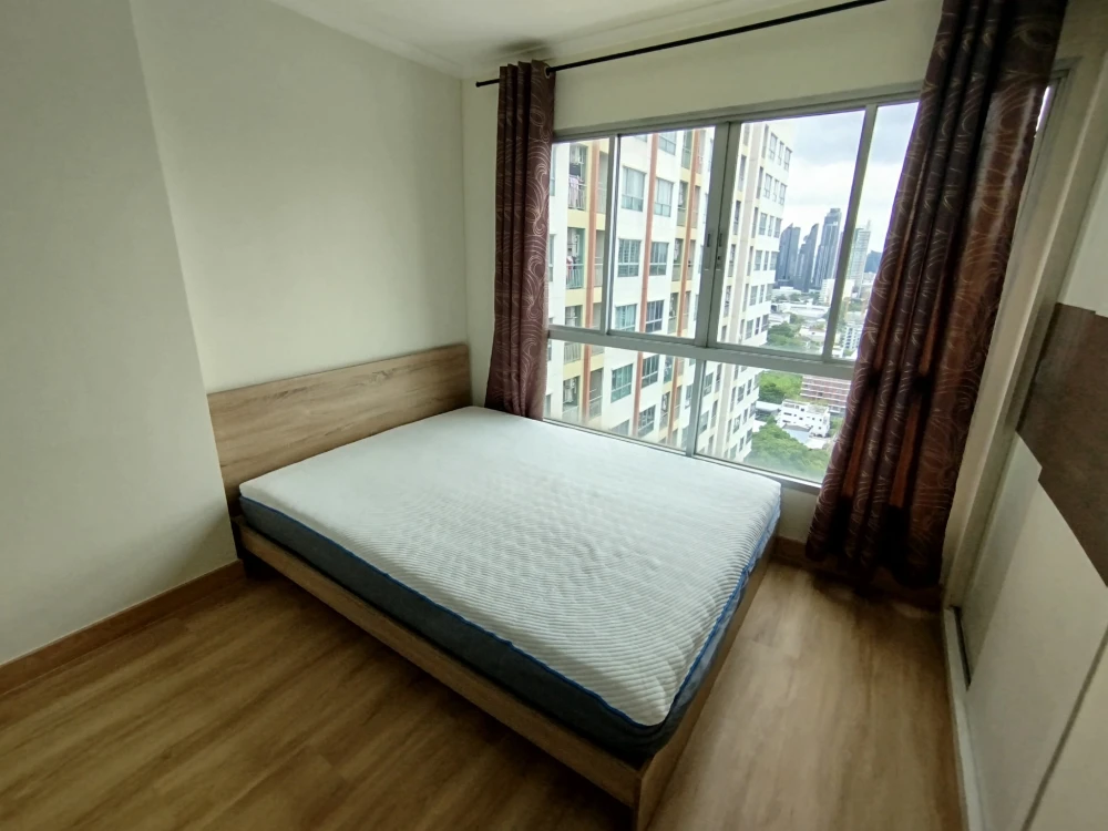 For rent: Lumpini Place Rama 4, Kluai Nam Thai, ready to move in, fully furnished, reserve now before it's too late.