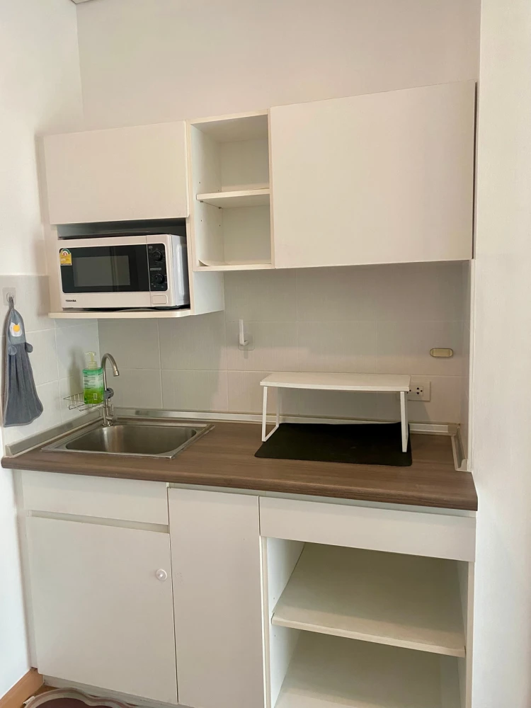 For rent: Lumpini Place Ratchada - Sathu, city view, fully furnished, ready to move in. Book now!