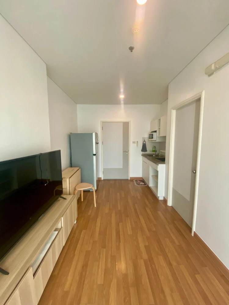 For rent: Lumpini Place Ratchada - Sathu, city view, fully furnished, ready to move in. Book now!