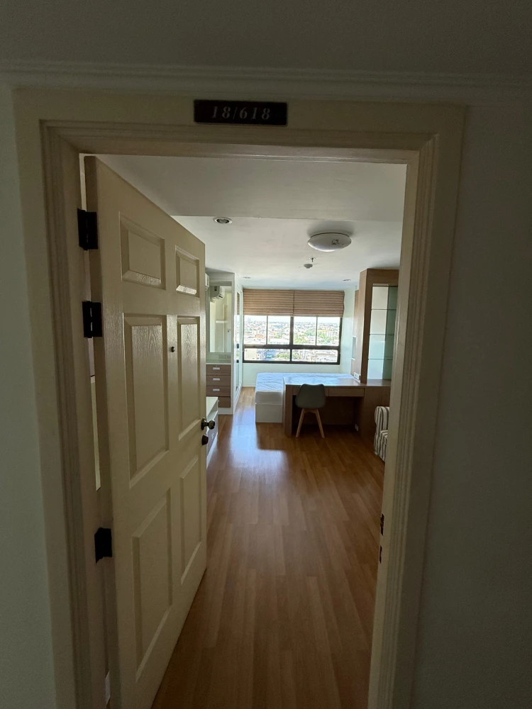 For rent: Lumpini Place Ratchada-Tha Phra, a nice room with complete decorations. Reserve now!