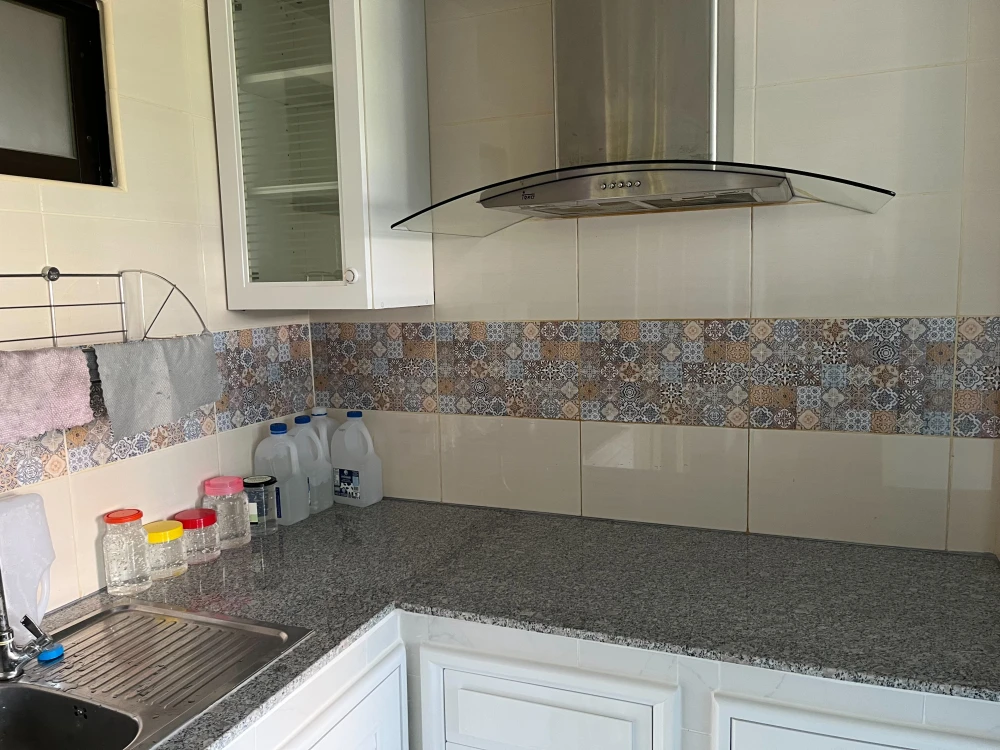 For rent, Lumpini Place Suanplu-Sathorn, 2 bedrooms, 1 bathroom, east side, fully furnished, ready to move in, book now.
