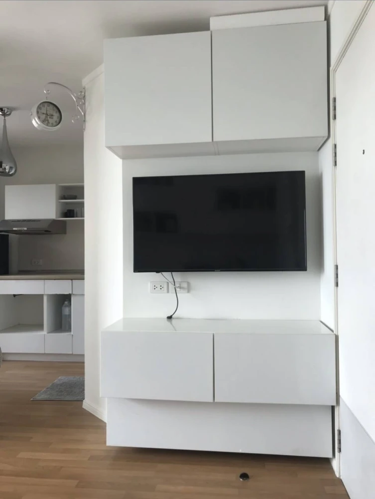 For rent: Lumpini Place Suk Sawat - Rama 2, with a clear and comfortable city view, fully furnished, ready to move in immediately.