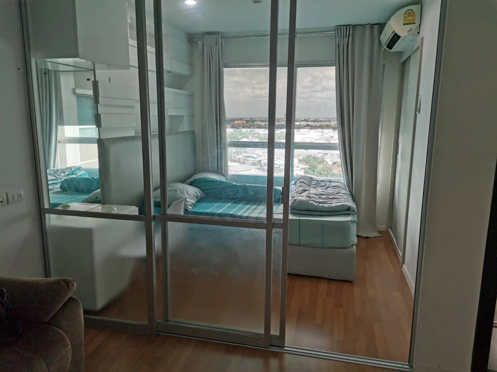 For rent: Lumpini Place Suk Sawat - Rama 2, with a clear and comfortable city view, fully furnished, ready to move in immediately.