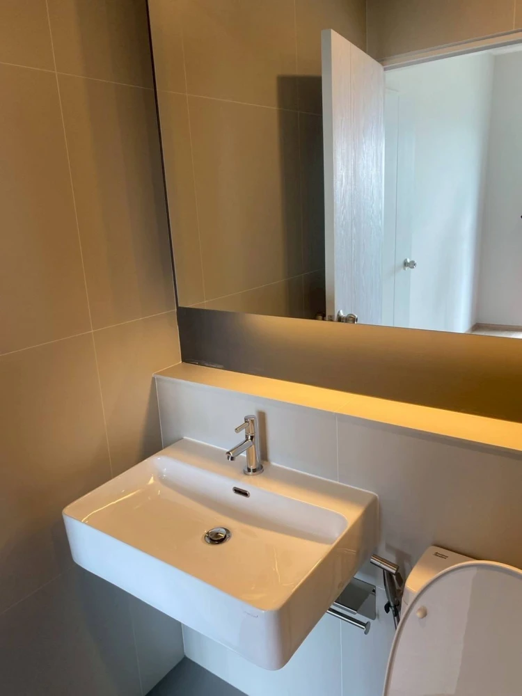 For rent: Lumpini Place Chaengwattana - Pak Kret Station, spacious room, comfortable, high floor, book now before you miss out!!