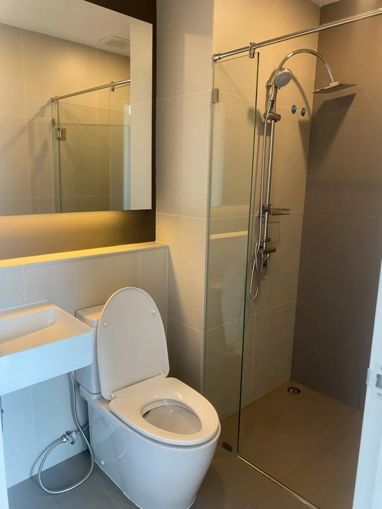For rent: Lumpini Place Chaengwattana - Pak Kret Station, spacious room, comfortable, high floor, book now before you miss out!!