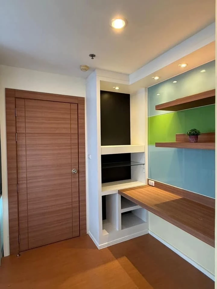 For rent: Lumpini Mega City Bangna, 2 bedrooms, 2 bathrooms, decorated with built-in furniture throughout the room, hurry and grab it now!