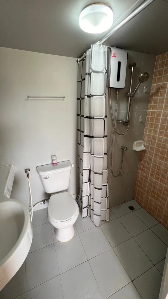 For rent: Lumpini Township Rangsit Khlong 1, ready to move in, affordable price. Good like this, if you don't book, you'll miss out!