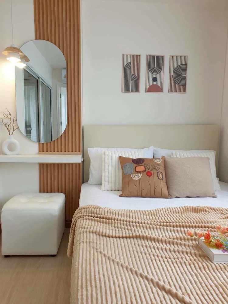 For rent: Lumpini Center Nawamin, fully furnished in Minimalist Muji style. Warm and homey, emphasizing wood accents and a spacious, airy feel, creati
