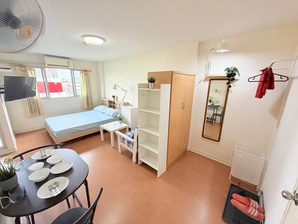 ให้เช่า ลุมพีนี คอนโดทาว์น รัตนาธิเบศร์ ห้องเฟอร์พร้อม ราคาสบายกระเป๋า รีบจองเลย ก่อนพลาด