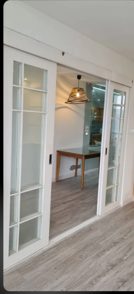For rent: Waterford Diamond Sukhumvit 30/1, large room, comfortable, 28th floor, open city view, come and reserve today.