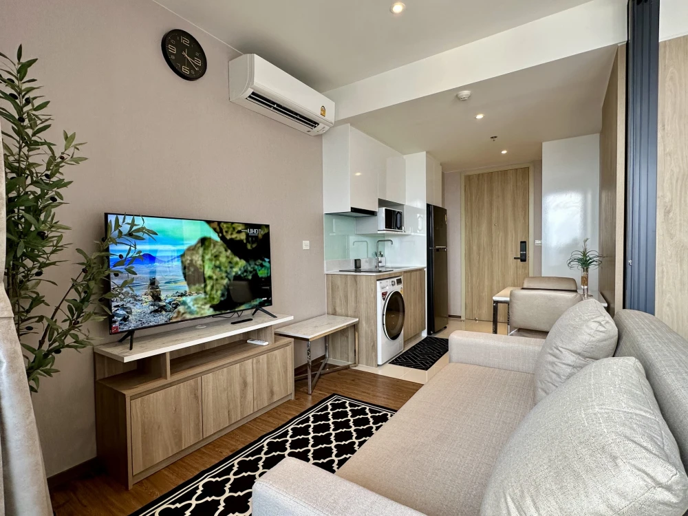 For rent: Once Pattaya (North Pattaya), 11th floor, 34 sq m. area, with excellent facilities. Hurry and reserve now!