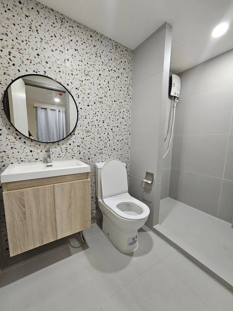 For rent: Wonder Kaset Building C, 3rd floor, large room (36.05 sq.m), fully furnished with appliances. Don't miss out!