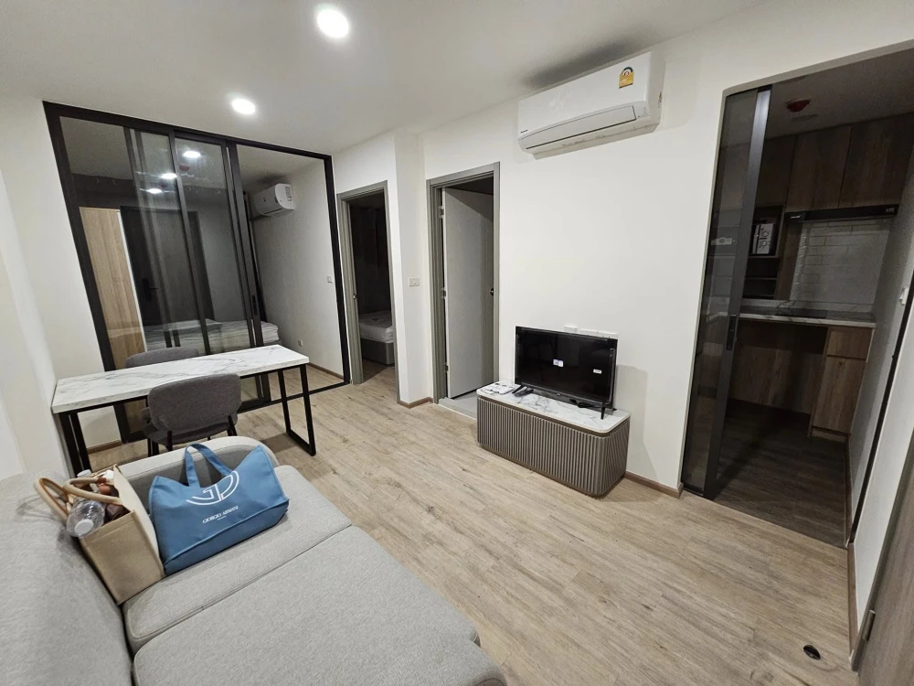 For rent: Wonder Kaset Building C, 3rd floor, large room (36.05 sq.m), fully furnished with appliances. Don't miss out!