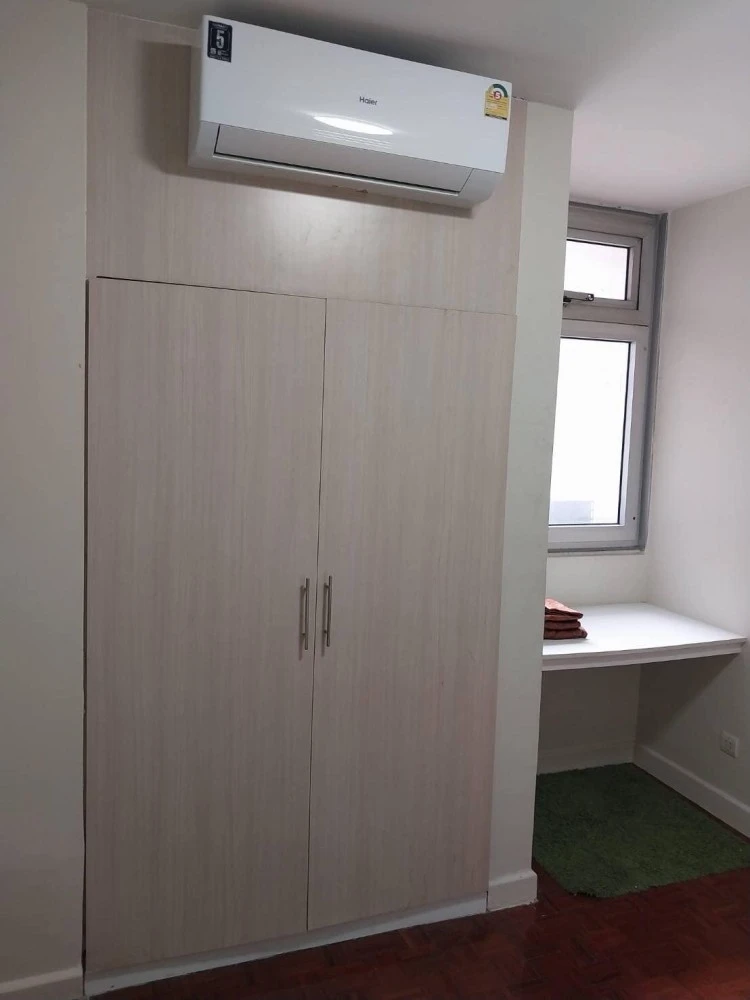 For rent, Victoria Lakeview Condominium, 2 bedrooms, 2 bathrooms, ready to move in, fully furnished, good price, don't miss it.