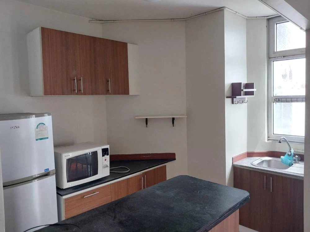 For rent, Victoria Lakeview Condominium, 2 bedrooms, 2 bathrooms, ready to move in, fully furnished, good price, don't miss it.
