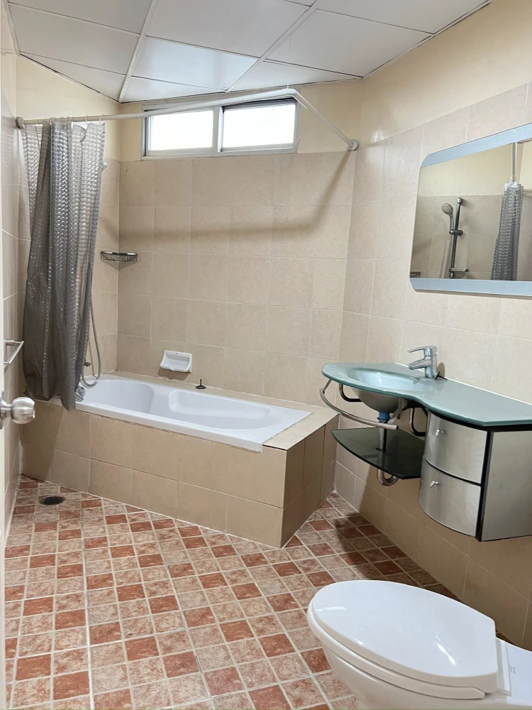 For rent, Wittayu Complex, 29th floor, very high, spacious room, pet friendly, animal lovers must not miss, must book.