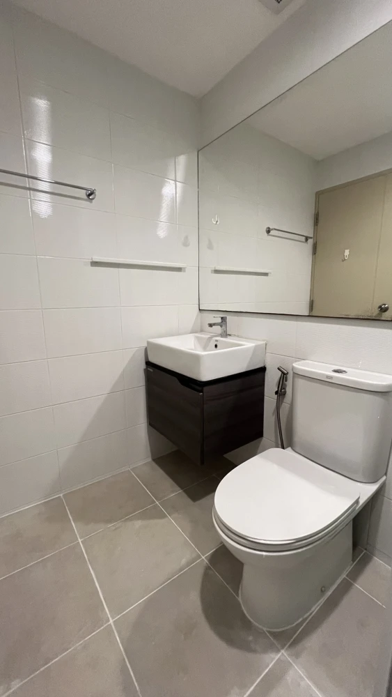 Villa Lasalle for rent, beautiful room, fully furnished with appliances, ready to move in.