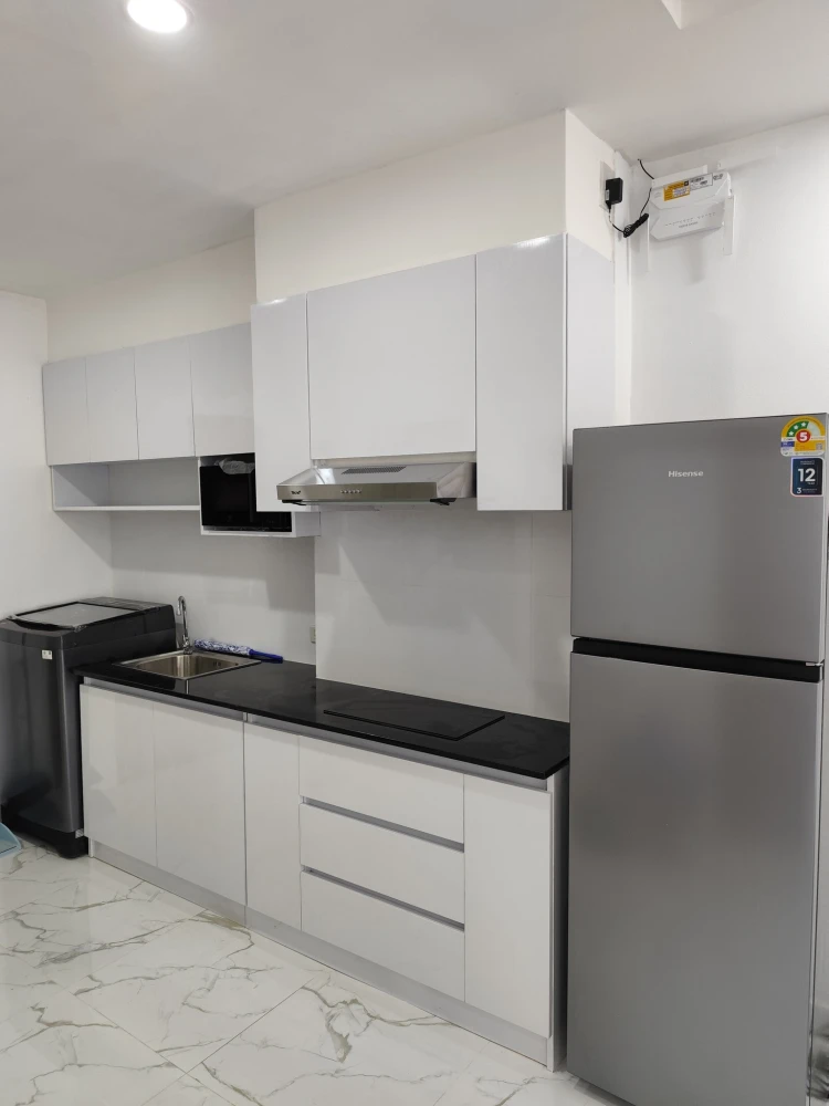 For rent, Jomtien Sea View Condominium 5, Building D, 14th floor, city view + sea view, full set of furniture, you can't miss it.