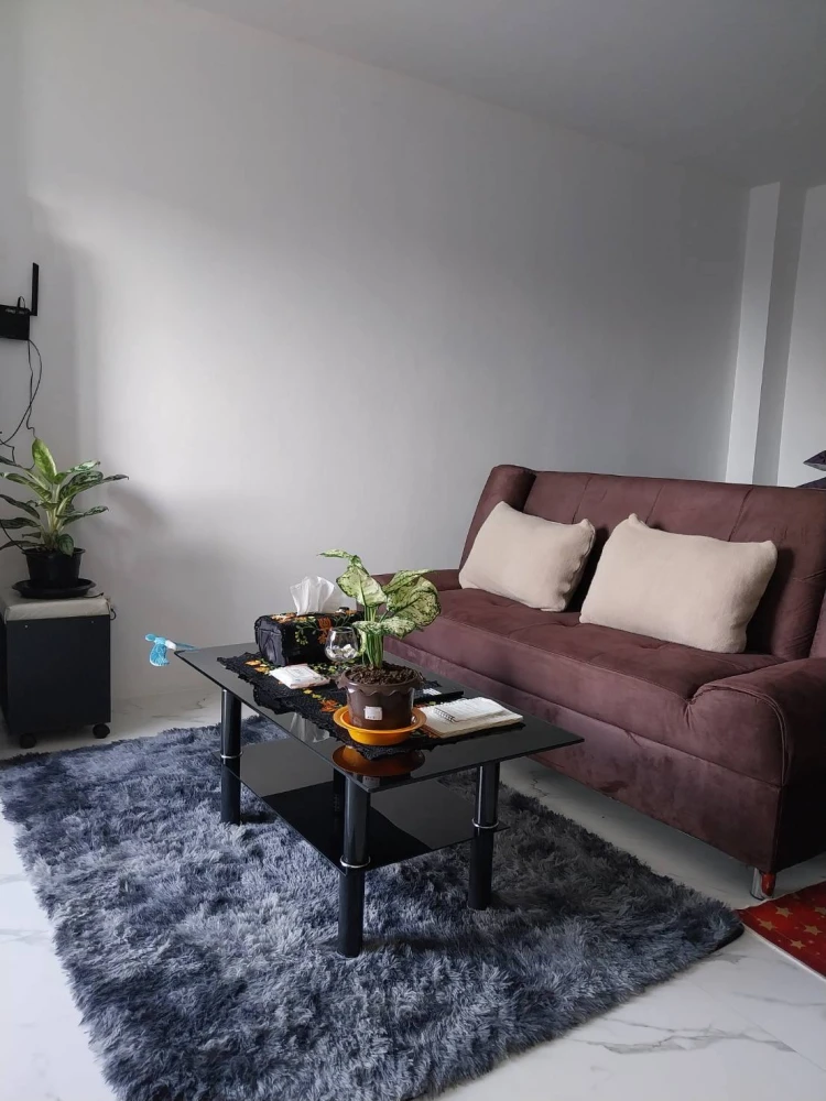 For rent: Jomtien beach view room. Nice and comfortable, fully furnished with complete amenities. Book now before it's too late!!!