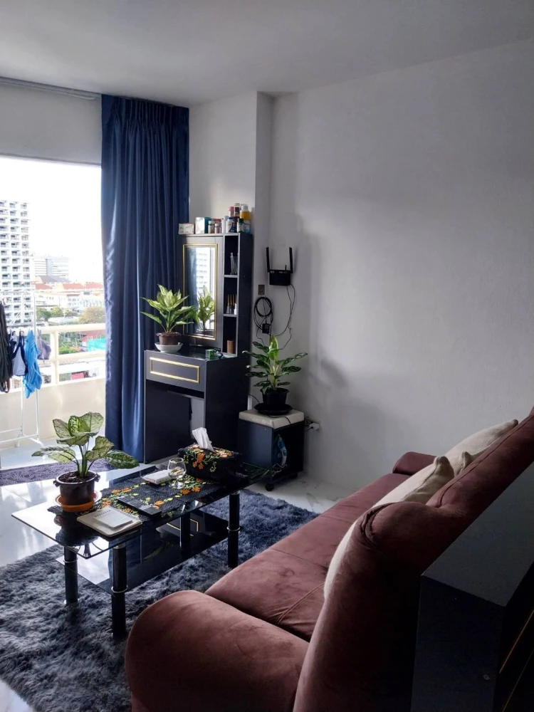 For rent: Jomtien beach view room. Nice and comfortable, fully furnished with complete amenities. Book now before it's too late!!!