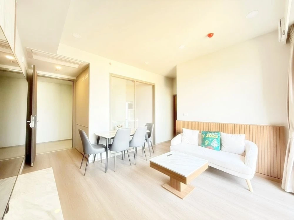 For rent!! Wisdom The Forestias, 19th floor, beautiful room with full facilities, hurry up and book now!!