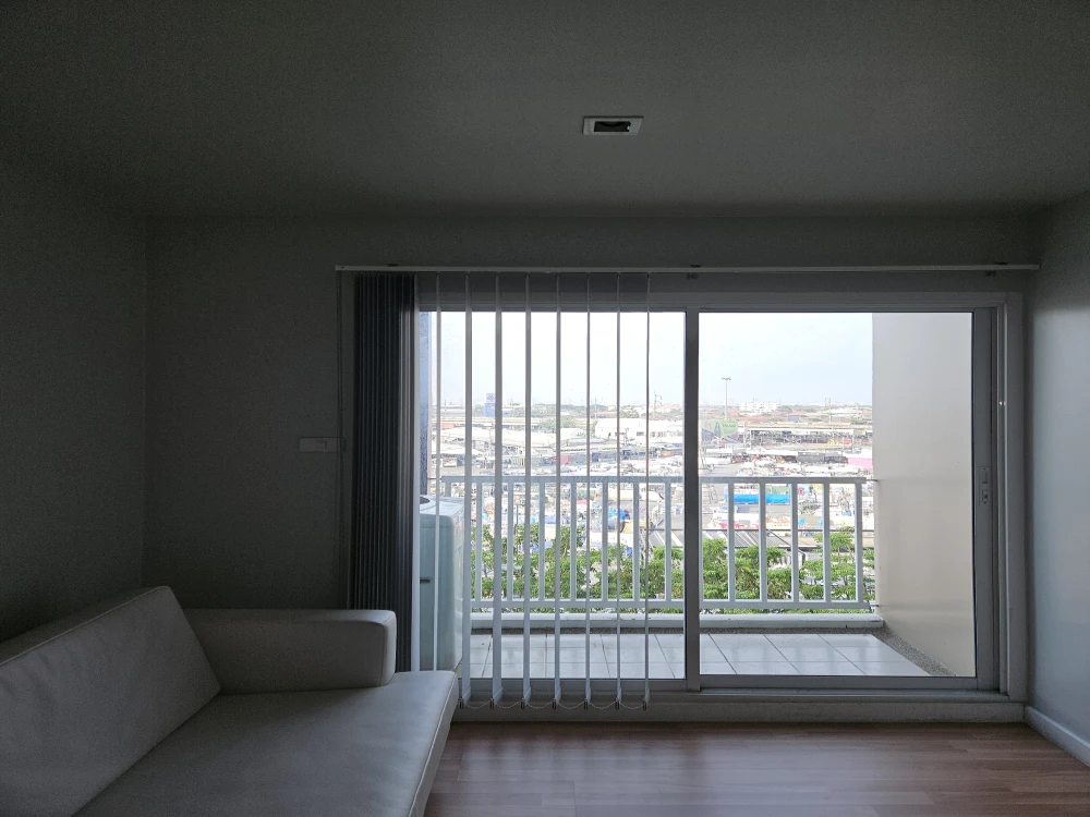 For rent, V Condo Ekkamai-Ramintra, near BTS Watcharaphon Station.
