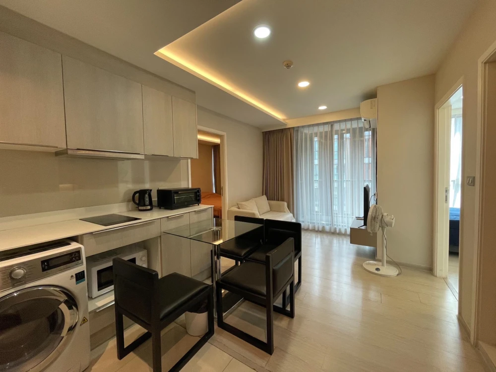 For rent: Vithara Sukhumvit 36, 2 bedrooms, 2 bathrooms, fully furnished, ready to move in.