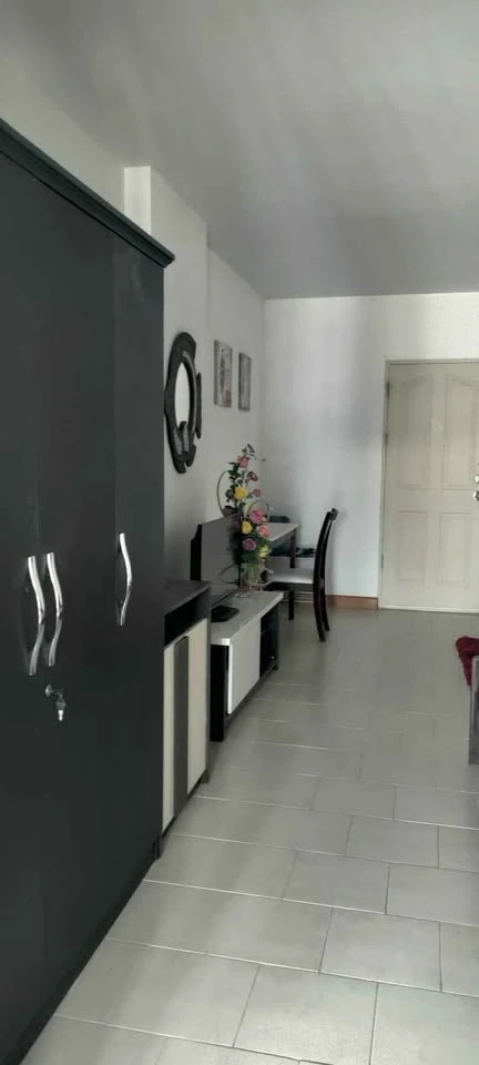 For rent: Supalai City Resort Ratchada-Huai Khwang, studio room, 1 bathroom, view facing the project, hurry and reserve now!