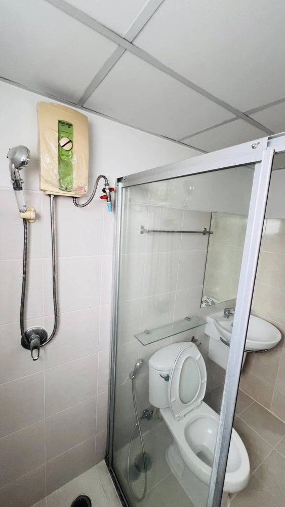 For rent: Supalai Park Kaset, 11th floor, Building A, complete with electrical appliances, lots of space in the room, reserve now.