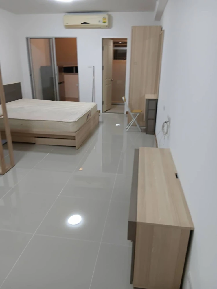For rent: Supalai Park Kaset, 12th floor, Building B, spacious room, comfortable, not cramped, reserve now, don't hesitate.