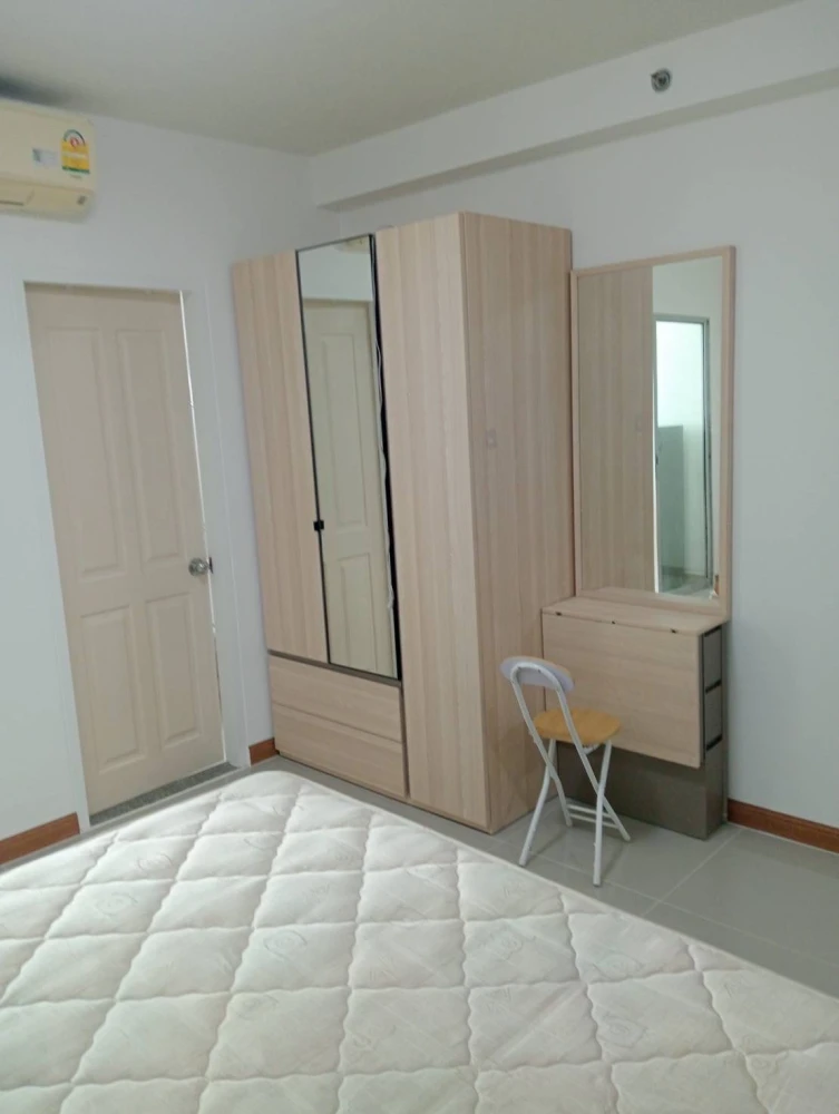 For rent: Supalai Park Kaset, 12th floor, Building B, spacious room, comfortable, not cramped, reserve now, don't hesitate.