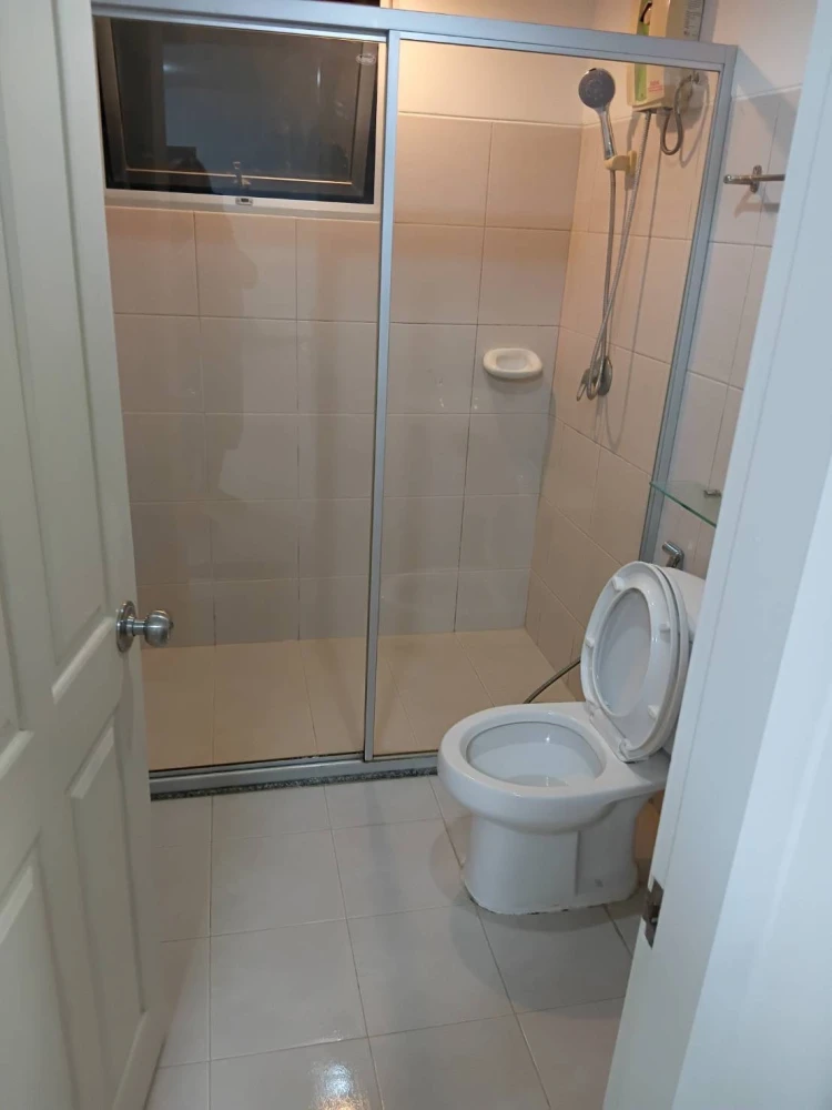 For rent: Supalai Park Kaset, 12th floor, Building B, spacious room, comfortable, not cramped, reserve now, don't hesitate.
